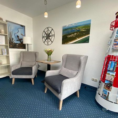 Hotel & Restaurant Am Wasser Breege Esterno foto