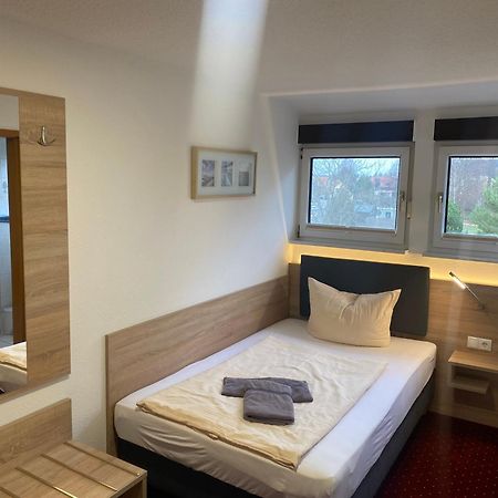 Hotel & Restaurant Am Wasser Breege Esterno foto