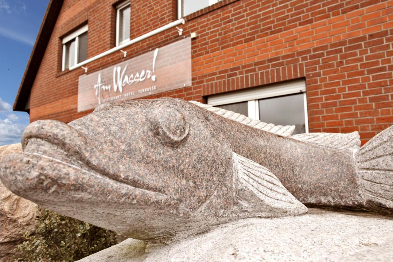 Hotel & Restaurant Am Wasser Breege Esterno foto